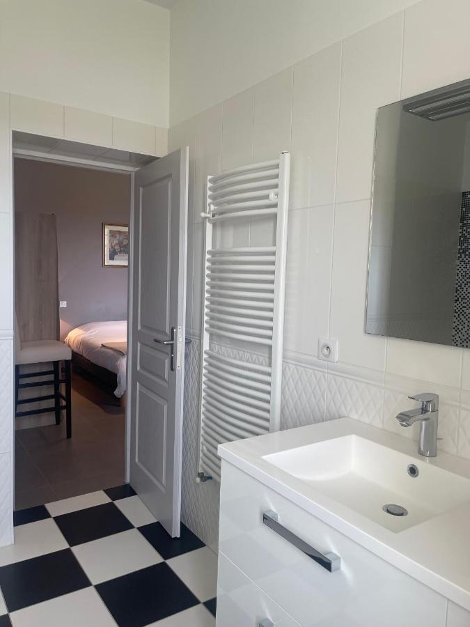 Domaine Des Peyries - Chambres Et Table D'Hotes Saint-Barthelemy-d'Agenais Bagian luar foto