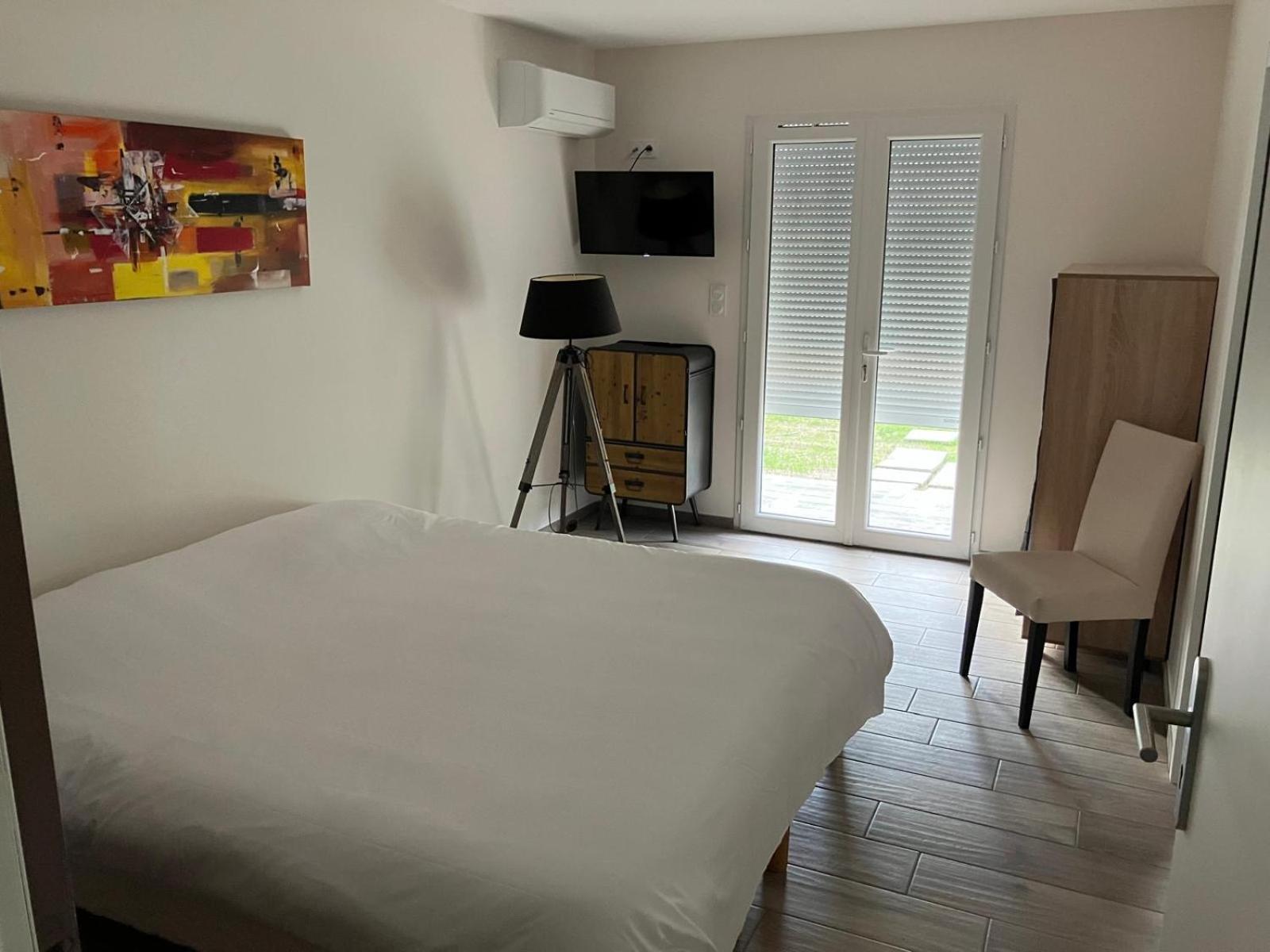 Domaine Des Peyries - Chambres Et Table D'Hotes Saint-Barthelemy-d'Agenais Bagian luar foto