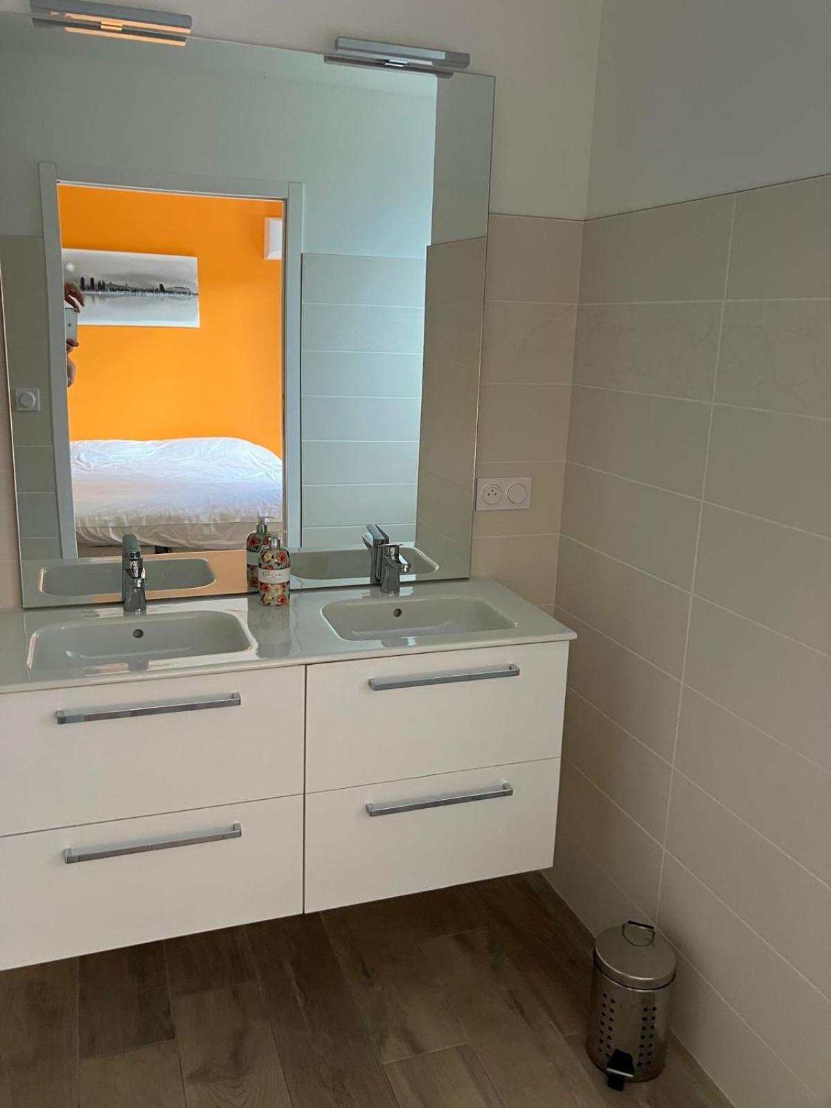Domaine Des Peyries - Chambres Et Table D'Hotes Saint-Barthelemy-d'Agenais Bagian luar foto